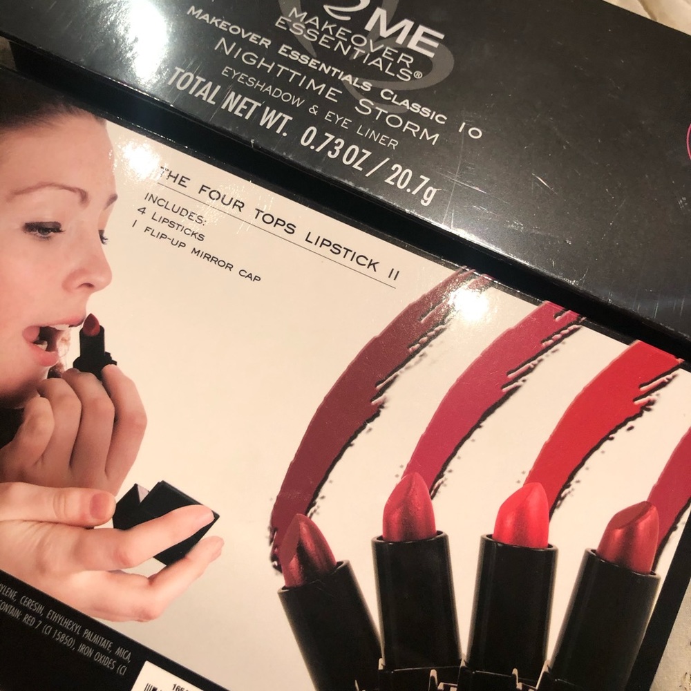 Make Up - Picture 4 of 5